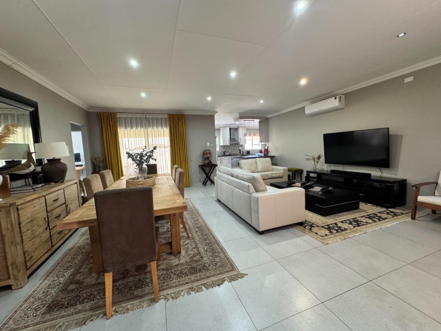 3 Bedroom Property for Sale in Hillcrest Northern Cape